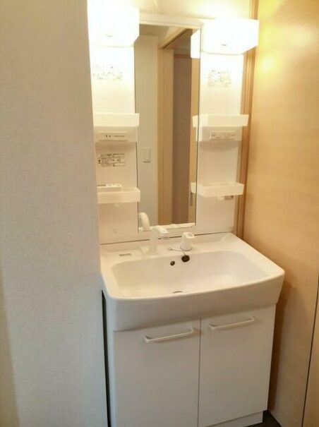 賃貸 物件 アパート 不動産 八王子市 八王子駅 西寺方町 西八王子駅 JR中央本線 庭 専用庭 アンティーク 1LDK