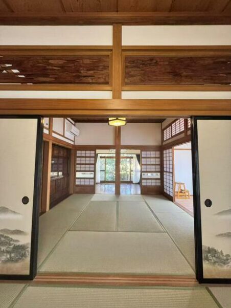 戸建 戸建て 売買 物件 不動産 青梅市 長淵 古風 オシャレ リフォーム 水回り 広い 3DK 庭 駐車場 3台 庭園 中古 