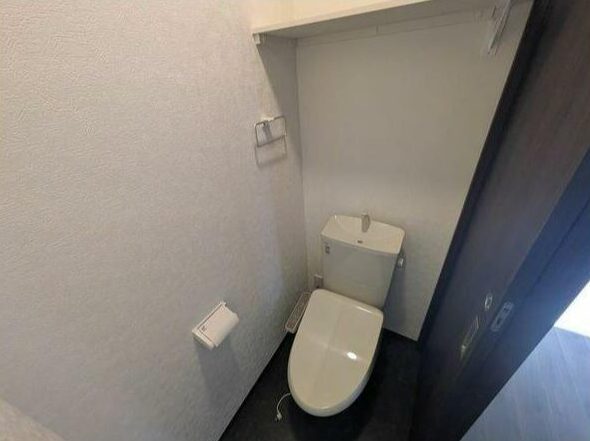 八王子市 八王子駅 八王子 西八王子駅 楢原町 ガレージハウス ガレージ 駐車場無料 築浅 設備 良好 シャッター 1LDK