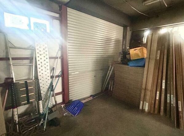 八王子市 長房町 八王子駅 西八王子駅 JR線 バス 一棟 貸 ビル 賃貸 事業 店舗 事務所 ガレージ 30坪 リノベ リノベーション お店 重飲食 軽飲食 コスパ 多業種