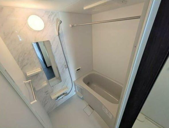 八王子市 八王子駅 八王子 西八王子駅 楢原町 ガレージハウス ガレージ 駐車場無料 築浅 設備 良好 シャッター 1LDK