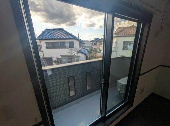 八王子市 八王子駅 八王子 西八王子駅 楢原町 ガレージハウス ガレージ 駐車場無料 築浅 設備 良好 シャッター 1LDK