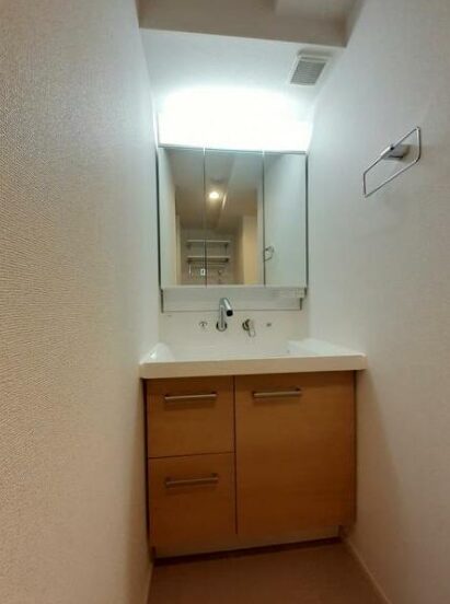 八王子市 北野町 八王子駅 北野駅 京王線 1LDK 築浅 マンション ウォークインクローゼット 賃貸 不動産